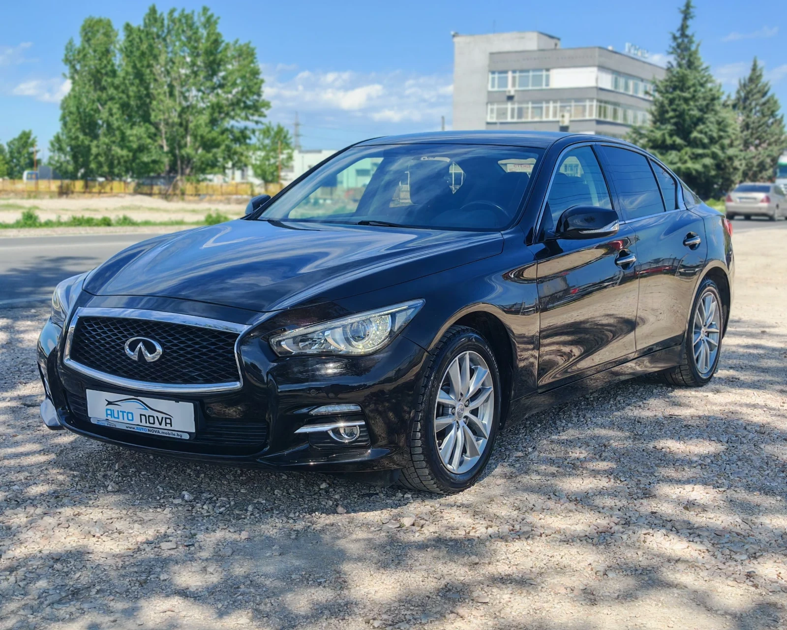 Infiniti Q50 2.2 170 К.С. ДИЗЕЛ!АВТОМАТ!КОЖА! , снимка 3 - Автомобили и джипове - 54544067