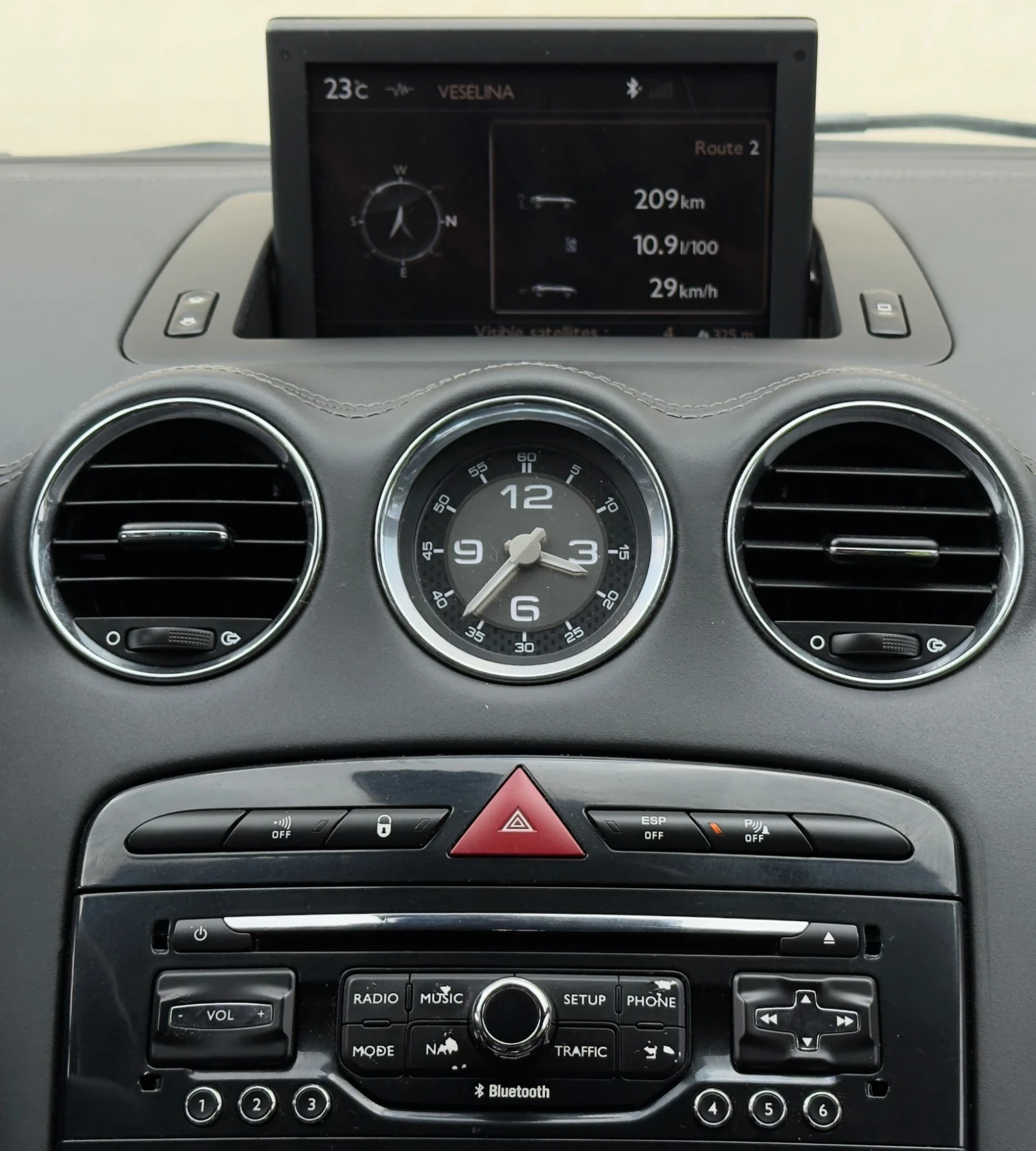 Peugeot RCZ 1.6i //Turbo* AVTOMAT* NAVI* FACELIFT* , снимка 15 - Автомобили и джипове - 54777167