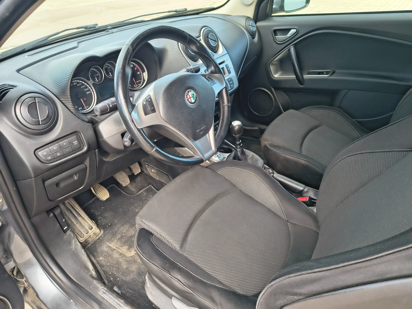 Alfa Romeo MiTo 1.4 Turbo Benzin, снимка 2 - Автомобили и джипове - 55038222