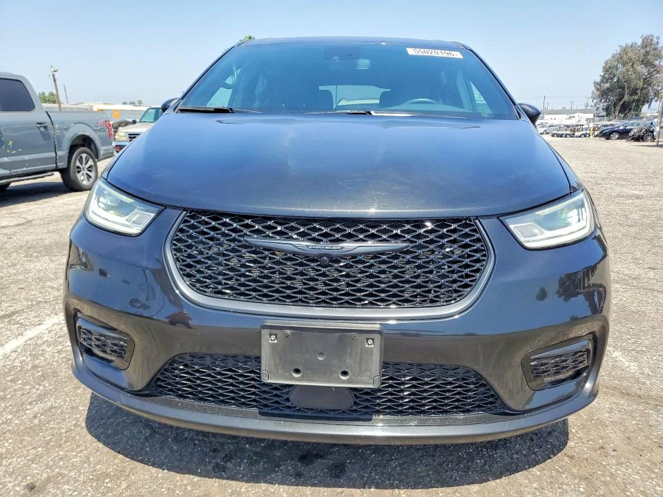 Chrysler Pacifica * KEYLESS* Camera* 360* , снимка 2 - Автомобили и джипове - 55046619