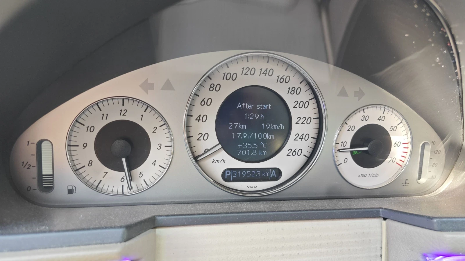 Mercedes-Benz E 320 3.2 газ-бензин 224HP 165KW 4-matic, снимка 15 - Автомобили и джипове - 55052196