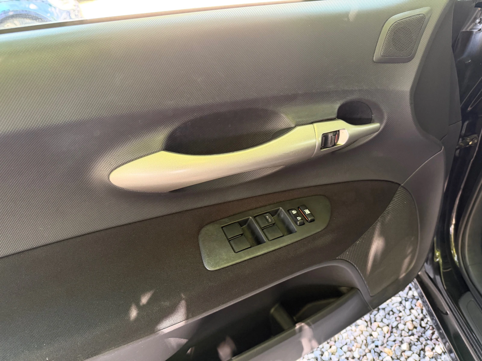 Toyota Auris 2.0D-4D, снимка 15 - Автомобили и джипове - 55422077