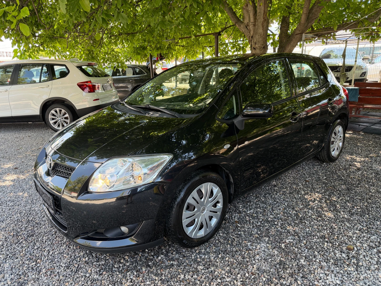Toyota Auris 2.0D-4D, снимка 3 - Автомобили и джипове - 55422077