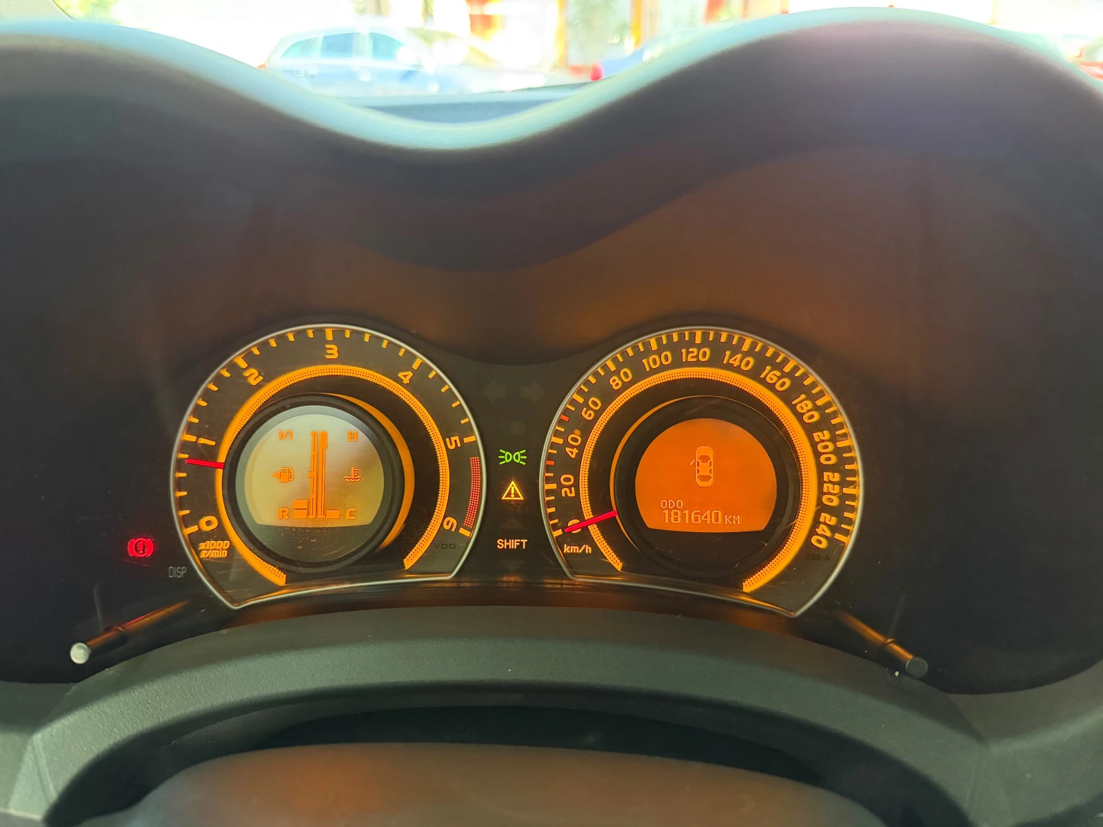 Toyota Auris 2.0D-4D, снимка 14 - Автомобили и джипове - 55422077