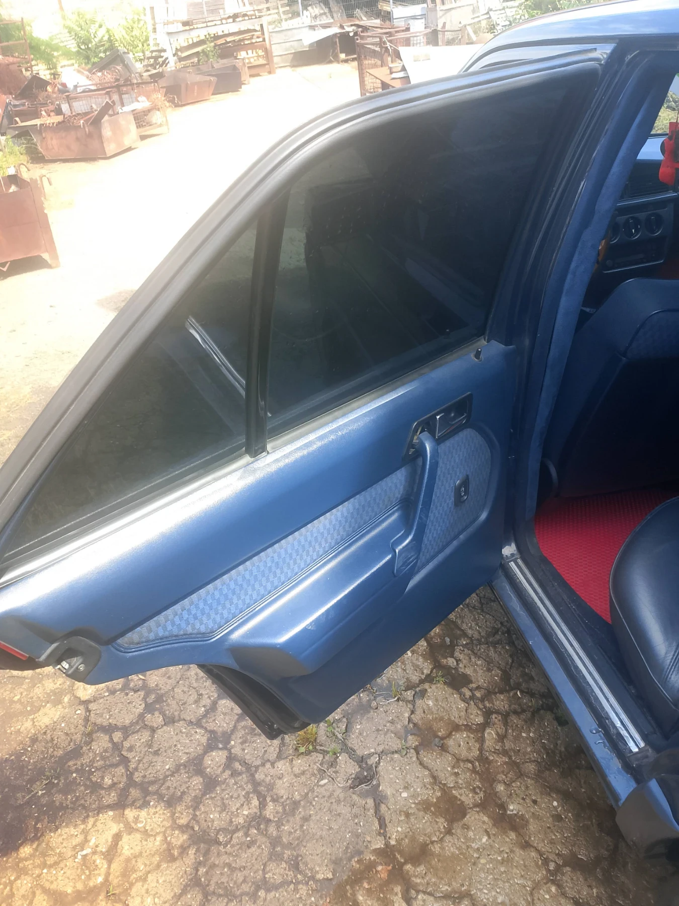 Mercedes-Benz 190, снимка 6 - Автомобили и джипове - 55977831