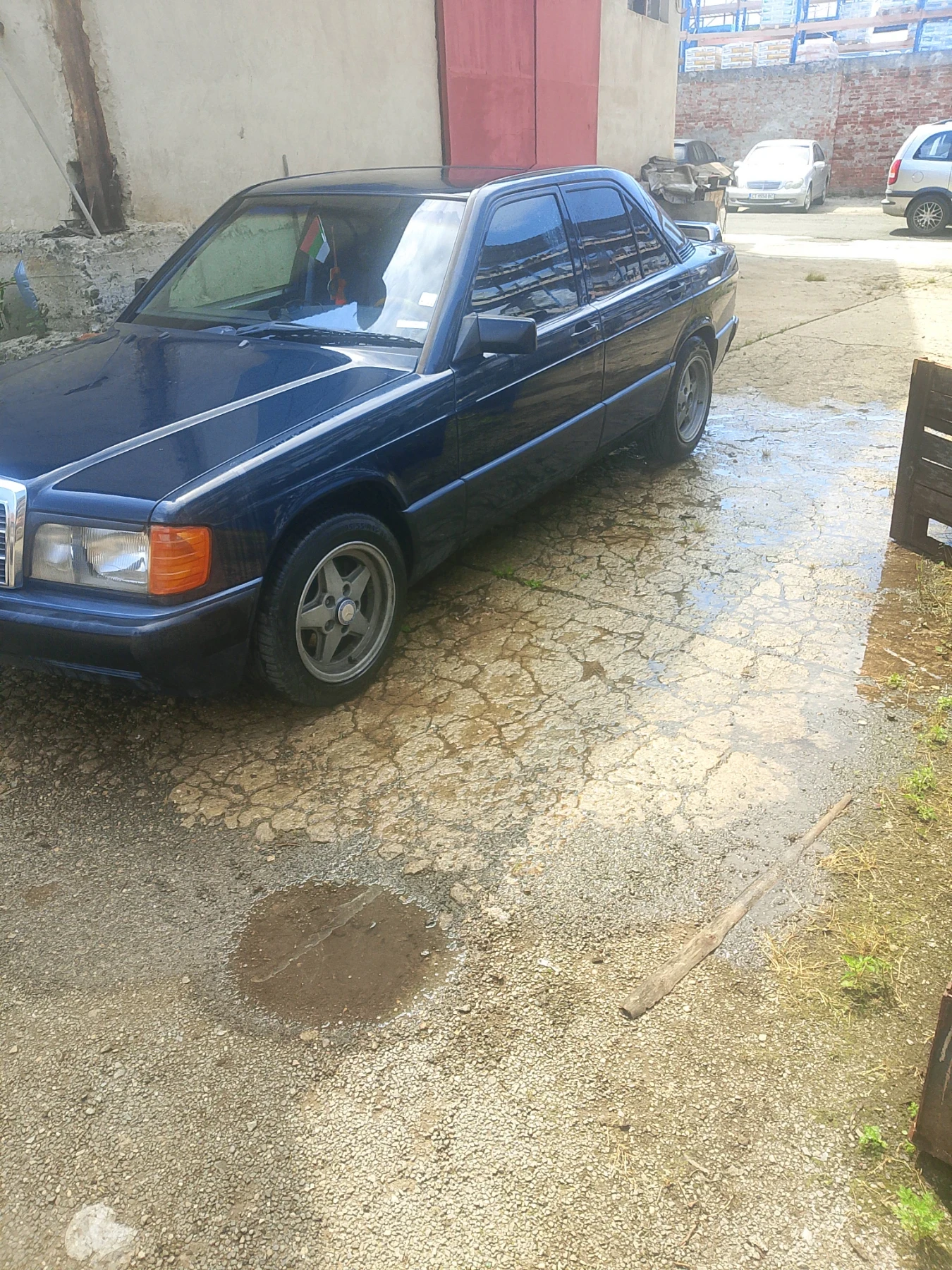 Mercedes-Benz 190, снимка 15 - Автомобили и джипове - 55977831