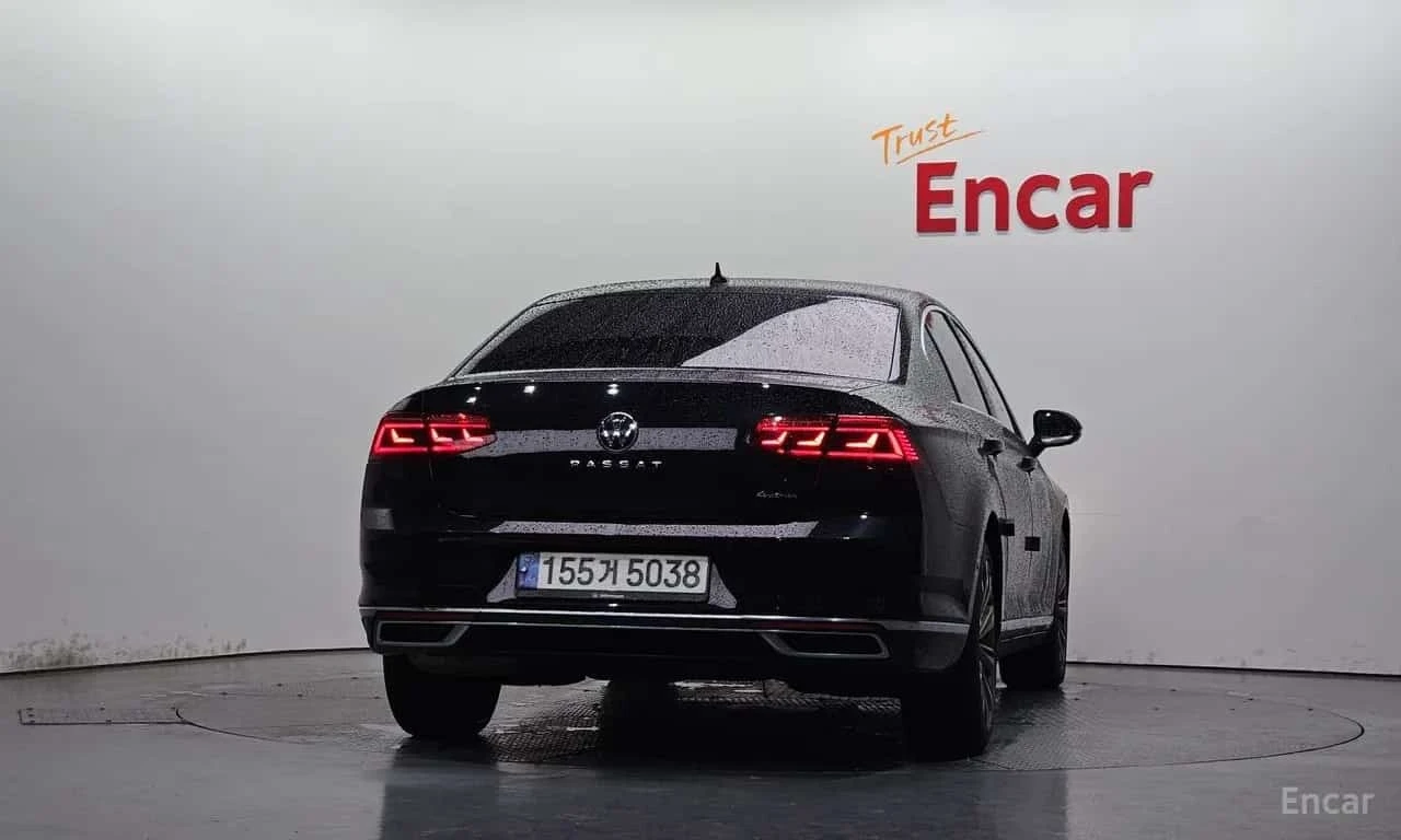 VW Passat * 2.0 TDI 4Motion Prestige * Обдухване * 360 * , снимка 4 - Автомобили и джипове - 56199192