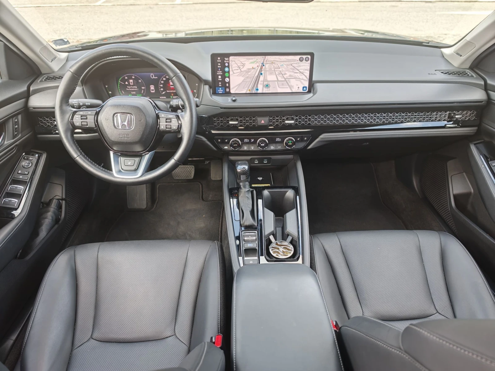 Honda Accord Hybrid Touring, снимка 10 - Автомобили и джипове - 56444177