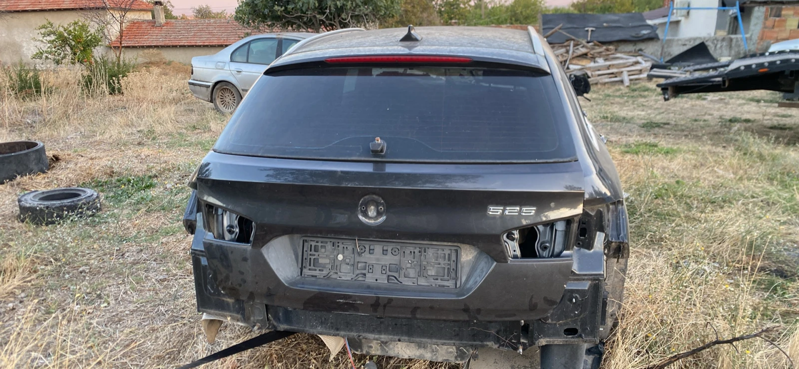 BMW 525, снимка 2 - Автомобили и джипове - 56530462