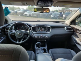 Обява за продажба на Kia Sorento AWD * CARFAX * АвтоКредит * Цена до България*  ~20 299 лв. - изображение 4