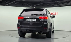 Jeep Grand cherokee 3.6* V6* 8ZF* OVERLAND* ДИСТРОНИК* ОБДУХВАНЕ* КАМЕ - 15900 € - 71650755 4