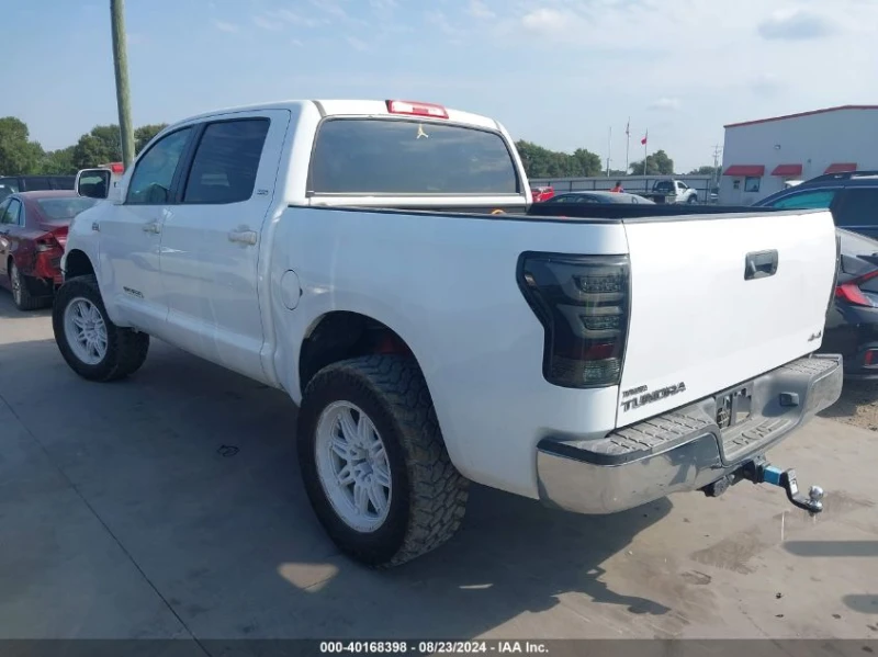 Toyota Tundra GRADE 5.7L, снимка 2 - Автомобили и джипове - 48569448