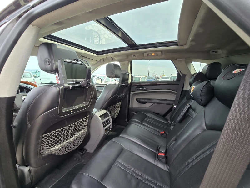 Cadillac Srx 3.0i V6 262кс 4х4 FULL Швейцария, снимка 17 - Автомобили и джипове - 49632411