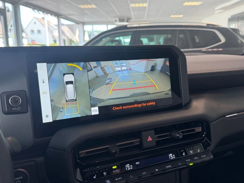 Toyota Land cruiser 2.4 iForce  PREMIUM, снимка 10 - Автомобили и джипове - 50524520