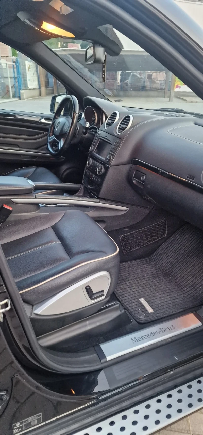 Mercedes-Benz ML 350 Mercedes benz ML350 TOP, снимка 9 - Автомобили и джипове - 52269170