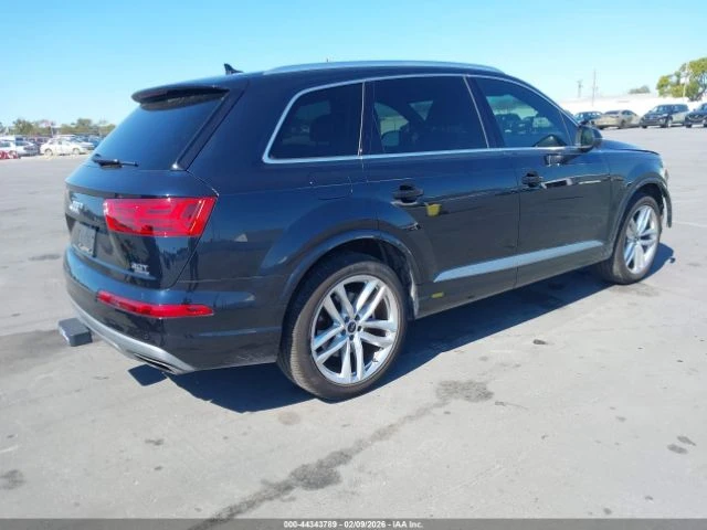 Audi Q7 3.0T PREMIUM, снимка 4 - Автомобили и джипове - 53557729