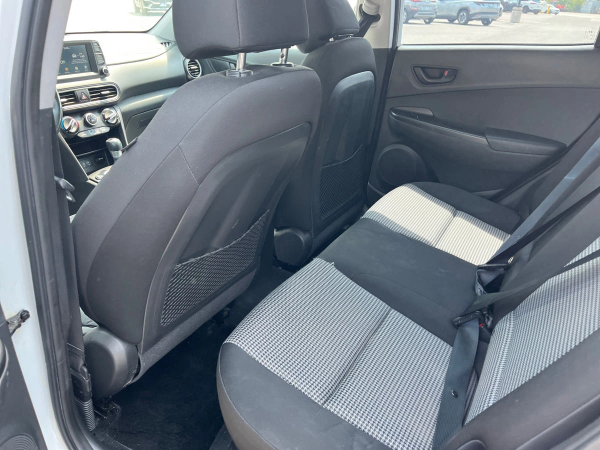 Hyundai Kona 2.0i АВТОМАТ - Цена до БГ - ЛИЗИНГ - изображение 8