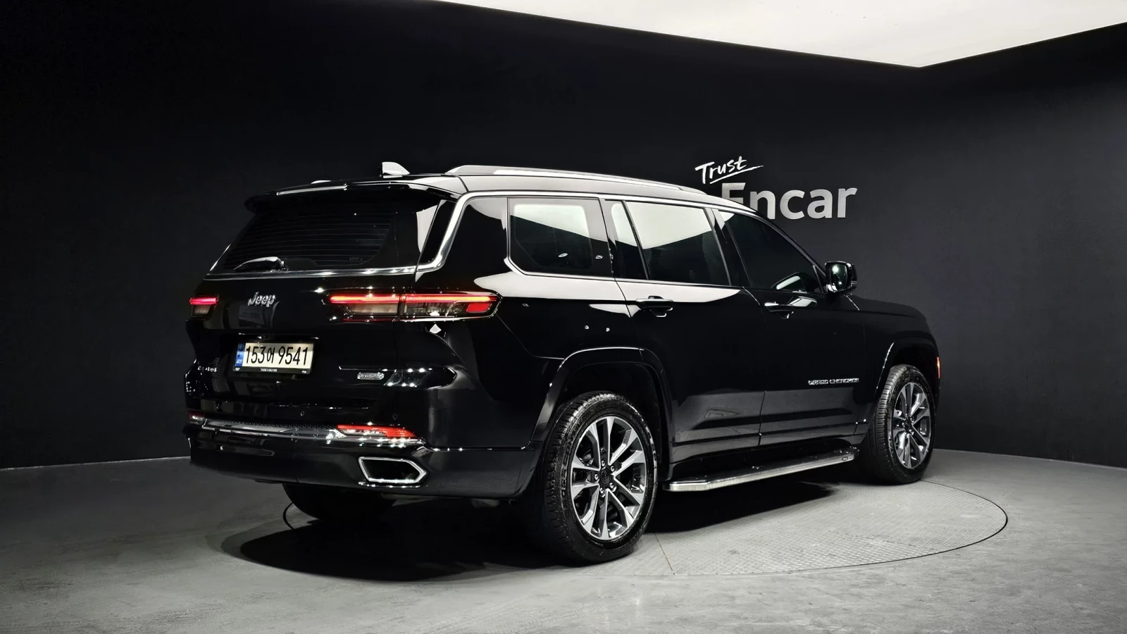 Jeep Grand cherokee 3.6L Overland, снимка 4 - Автомобили и джипове - 54428389