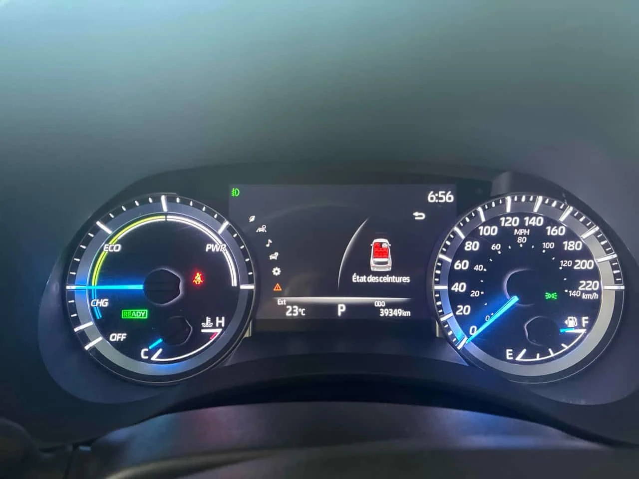 Toyota Highlander Hybrid XLE| PANO| ПОДГРЕВИ| KEYLESS| , снимка 8 - Автомобили и джипове - 54629138