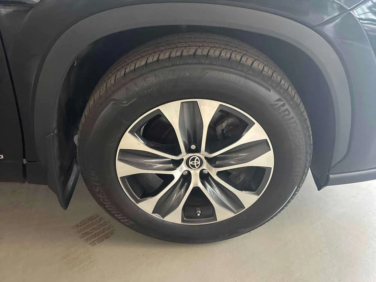 Toyota Highlander Hybrid XLE| PANO| ПОДГРЕВИ| KEYLESS| , снимка 7 - Автомобили и джипове - 54629138
