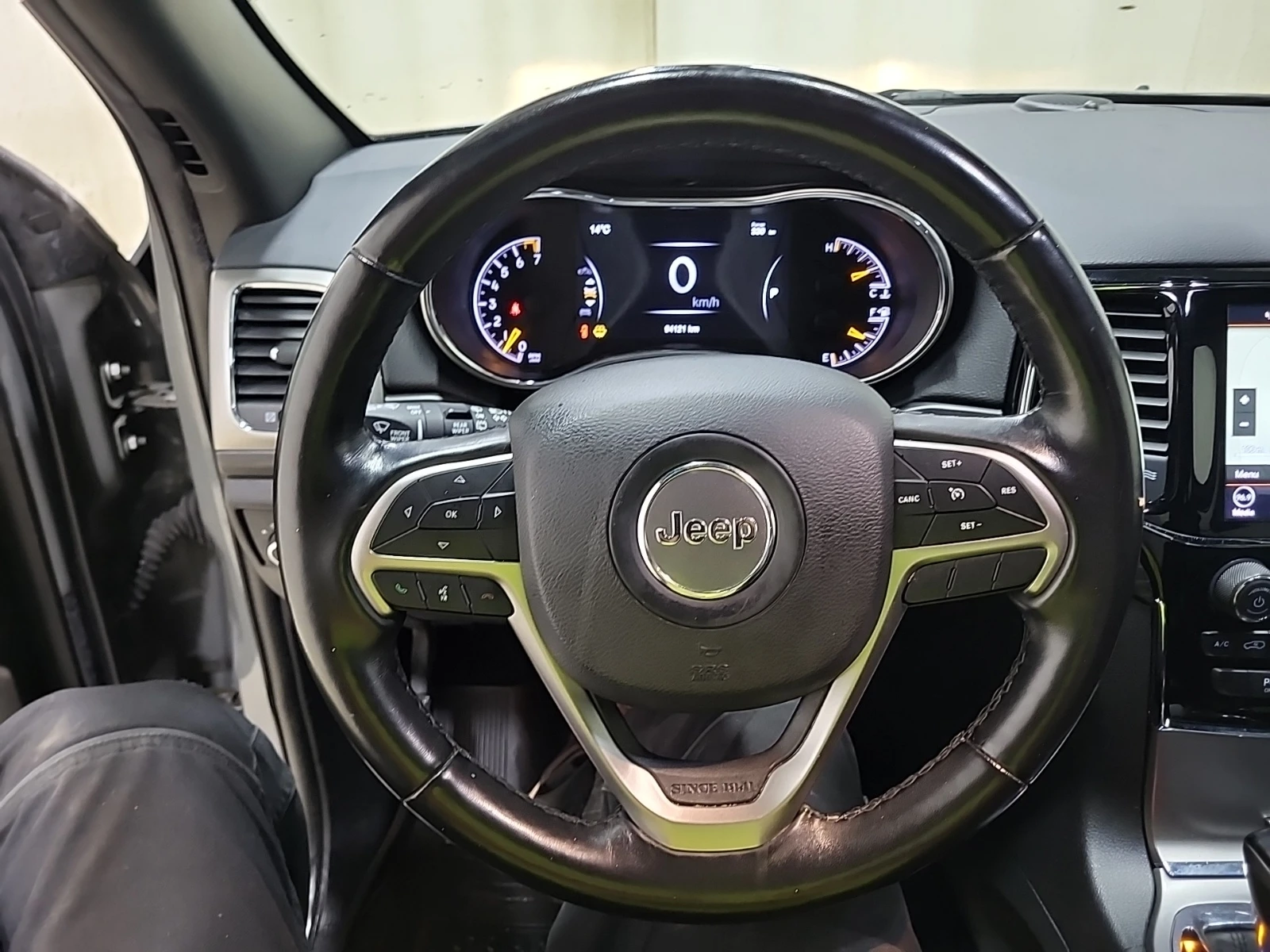 Jeep Grand cherokee ALTITUDE, снимка 12 - Автомобили и джипове - 54757214
