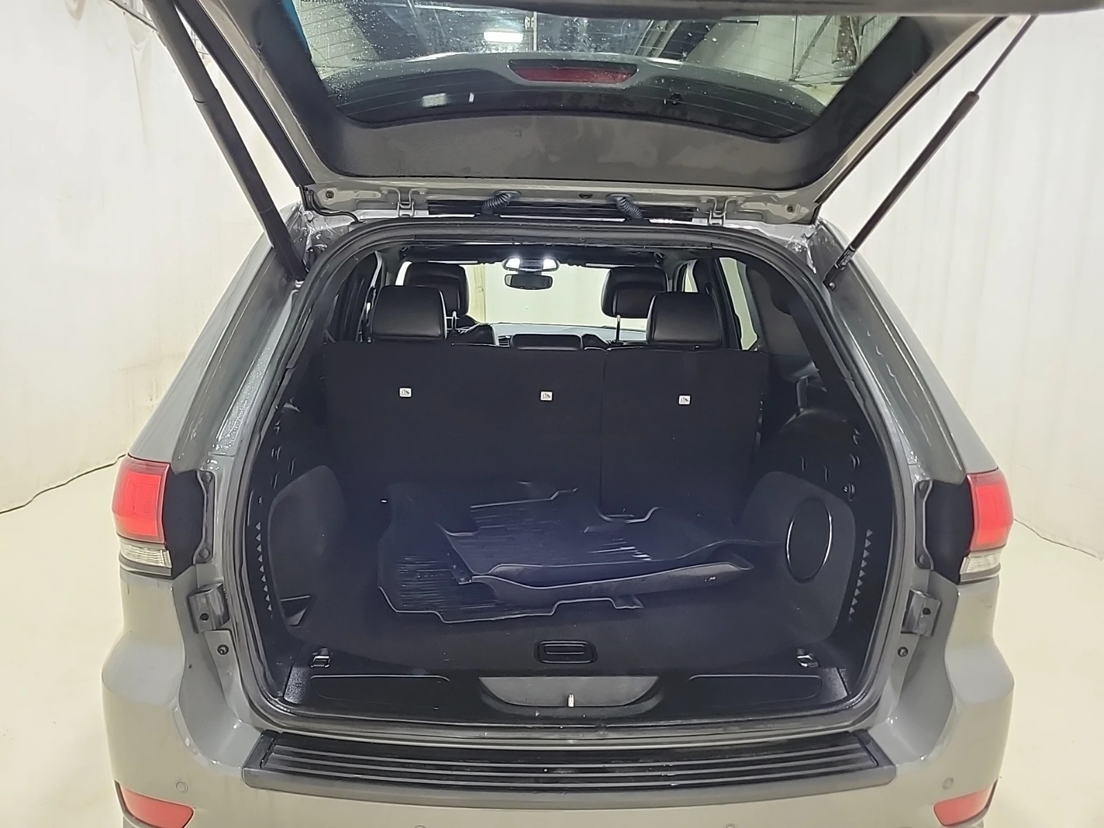 Jeep Grand cherokee ALTITUDE, снимка 7 - Автомобили и джипове - 54757214