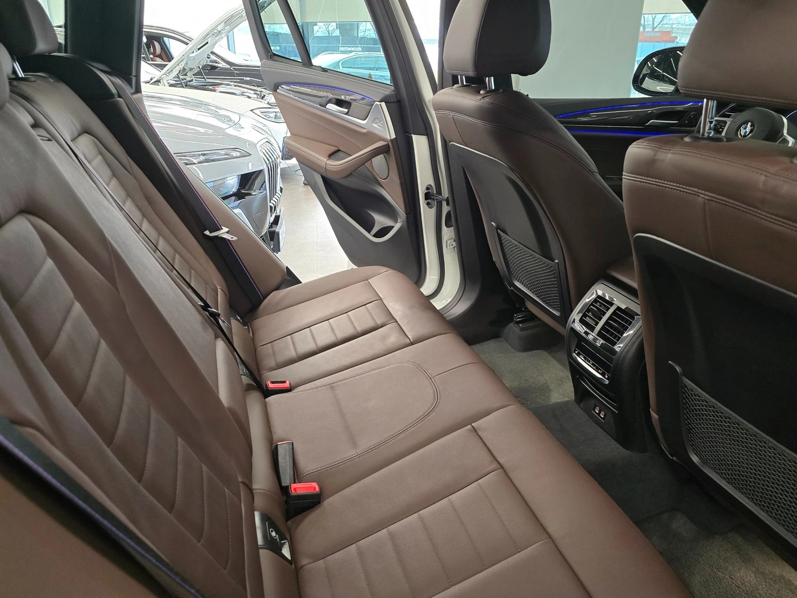 BMW X3 M40i* ЛЮК* HUD* 360* KEYLESS* КРАЙНА ЦЕНА, снимка 10 - Автомобили и джипове - 55271881