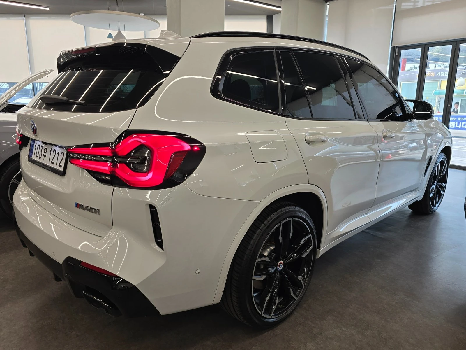 BMW X3 M40i* ЛЮК* HUD* 360* KEYLESS* КРАЙНА ЦЕНА, снимка 2 - Автомобили и джипове - 55271881