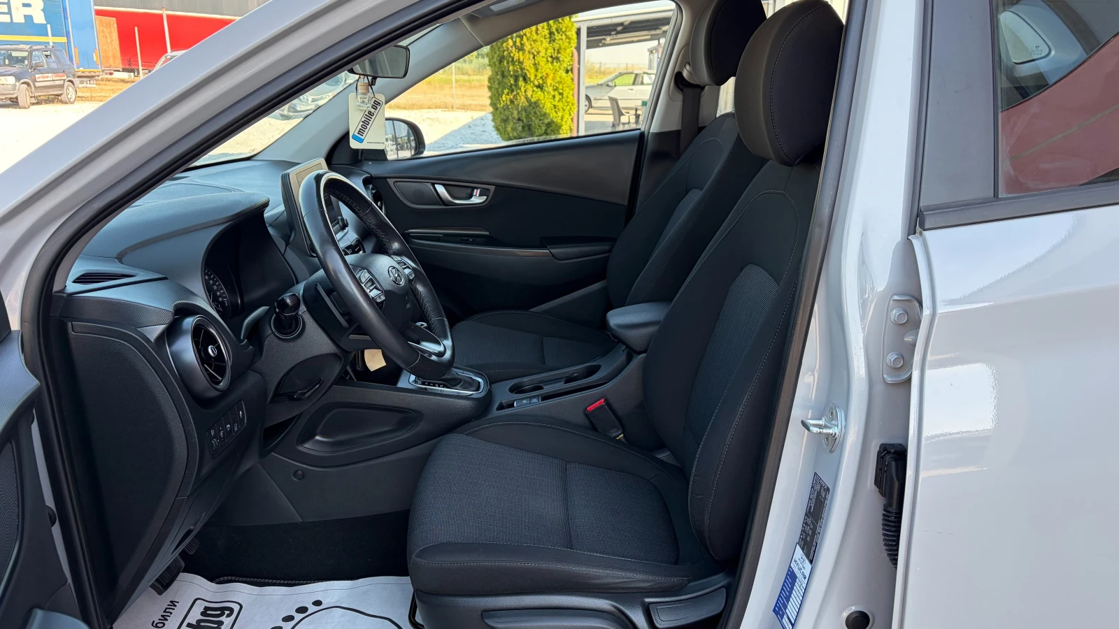 Hyundai Kona 1.6 Hybrid , снимка 7 - Автомобили и джипове - 55569000
