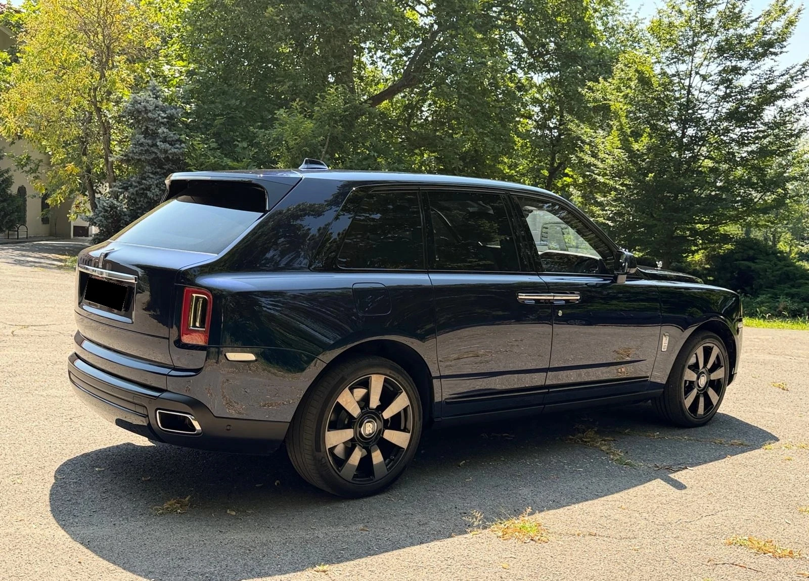 Rolls-Royce Cullinan 6.7 V12 AWD , снимка 3 - Автомобили и джипове - 56438109