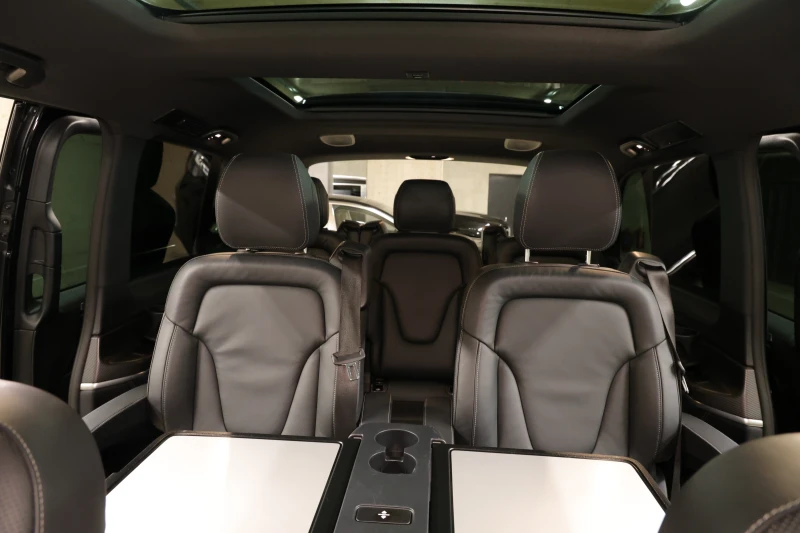 Mercedes-Benz V 300 d Avantgarde Edition Lang 4-MATIC AMG Paket, снимка 15 - Бусове и автобуси - 51933196