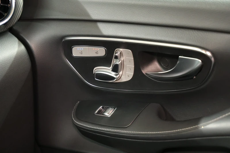 Mercedes-Benz V 300 d Avantgarde Edition Lang 4-MATIC AMG Paket, снимка 11 - Бусове и автобуси - 51933196