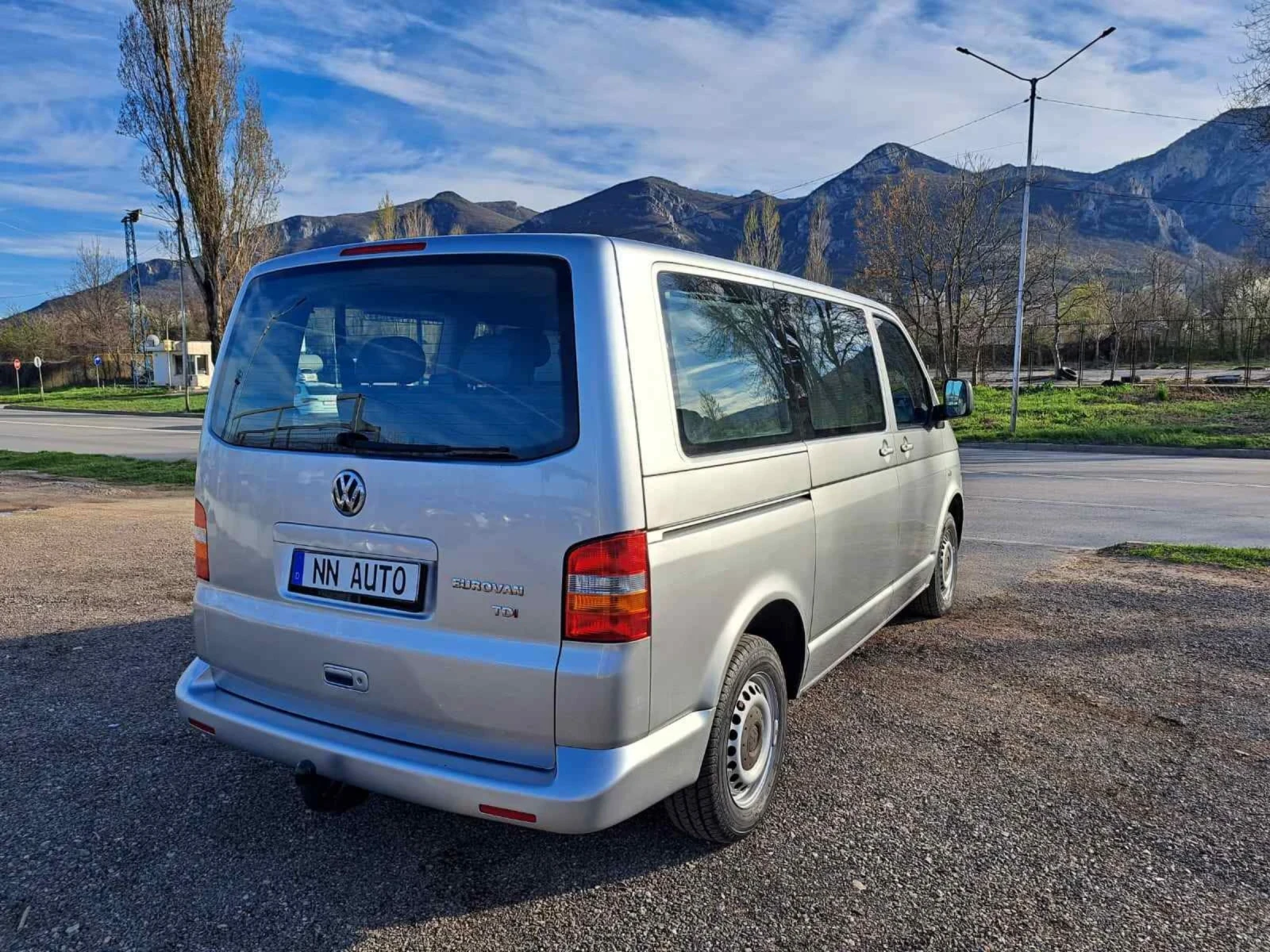 VW T5 1.9 KLIMA, снимка 5 - Бусове и автобуси - 54114361