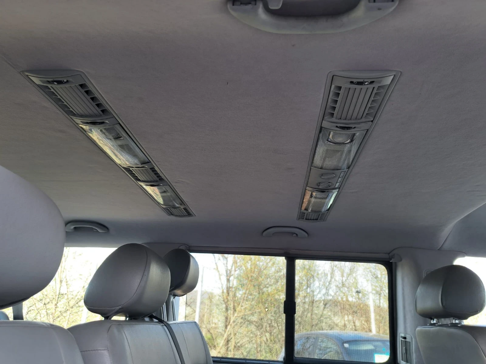 VW T5 1.9 KLIMA, снимка 12 - Бусове и автобуси - 54114361