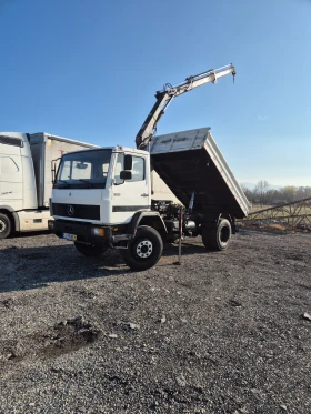 Mercedes-Benz 1117 Тристранен самосвал + Кран HIAB 060, снимка 1