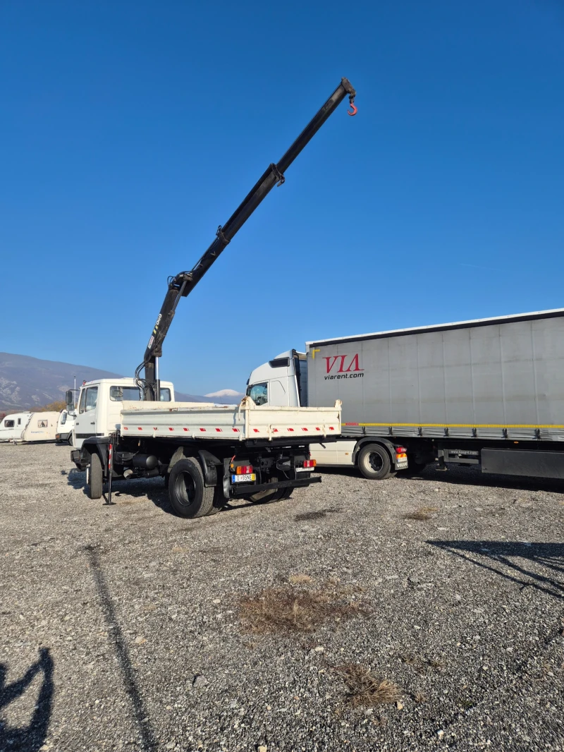 Mercedes-Benz 1117 Тристранен самосвал + Кран HIAB 060, снимка 7 - Камиони - 52806666