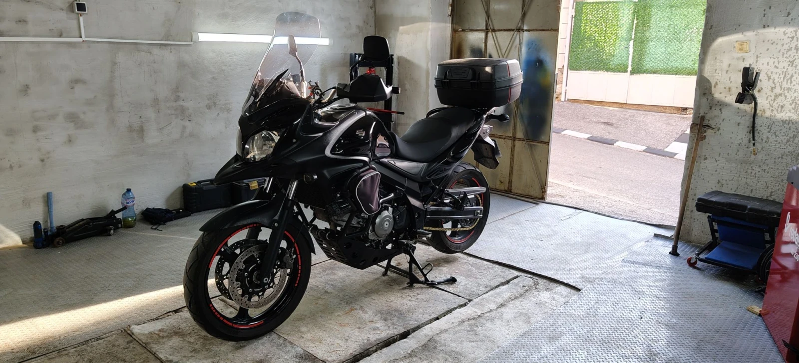 Suzuki V-strom 650 ABS