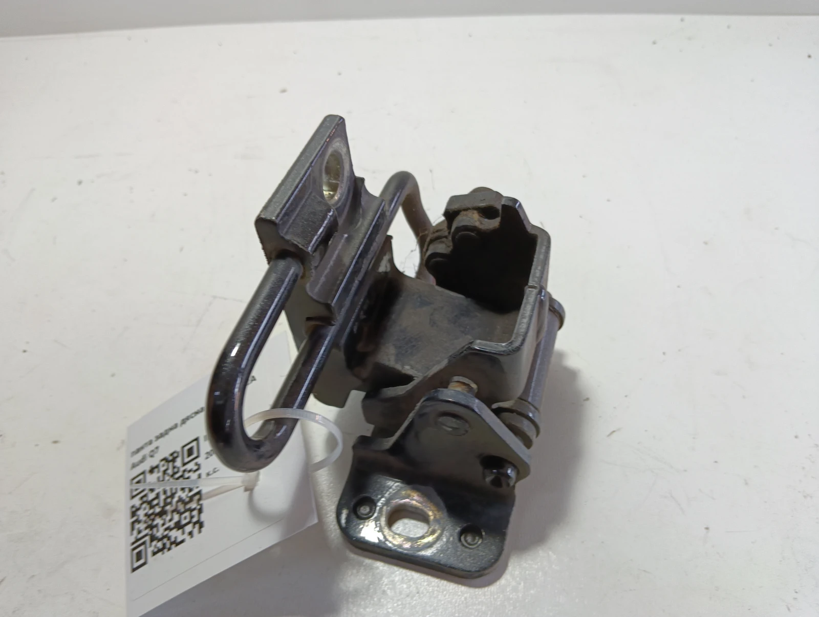 панта задна дясна 4L0833412A Audi Q7