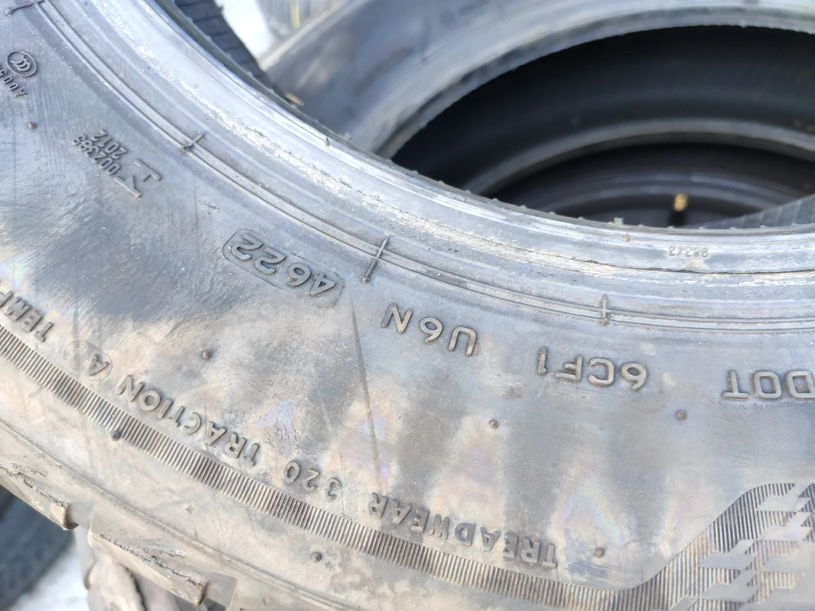 Гуми Летни 215/60R16, снимка 6 - Гуми и джанти - 56664421