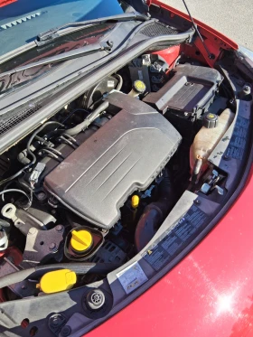 Renault Clio 1.2 Комби, снимка 6