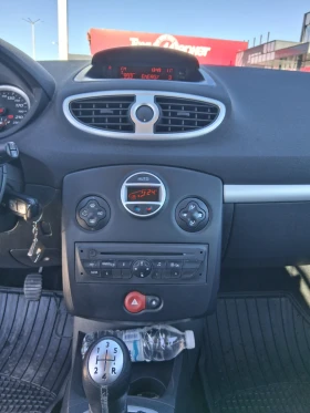 Renault Clio 1.2 Комби, снимка 9