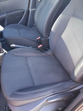 Renault Clio 1.2 Комби, снимка 11