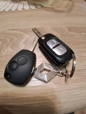 Renault Clio 1.2 Комби, снимка 15