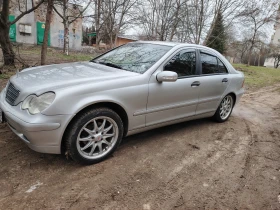 Mercedes-Benz C 200 w203
