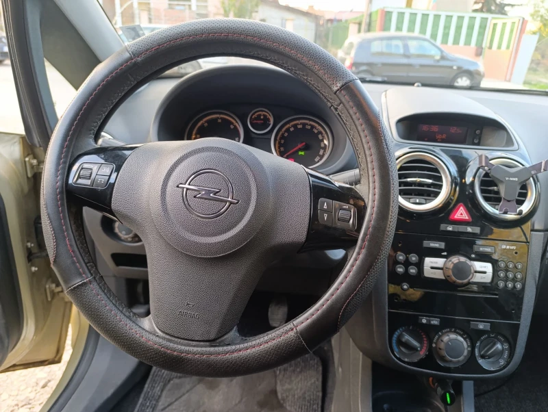 Opel Corsa Cosmo, снимка 11 - Автомобили и джипове - 47796743