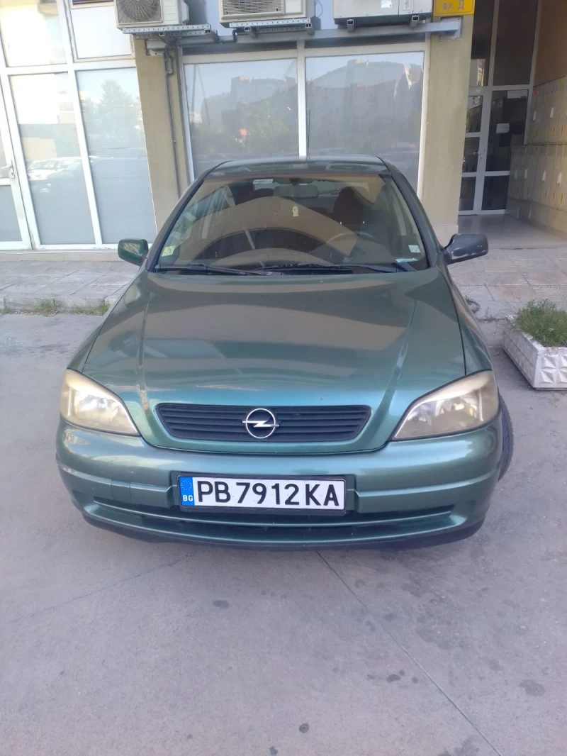 Opel Astra, снимка 1 - Автомобили и джипове - 47917138