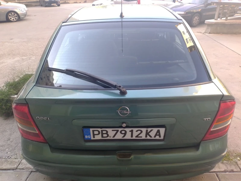 Opel Astra, снимка 4 - Автомобили и джипове - 47917138