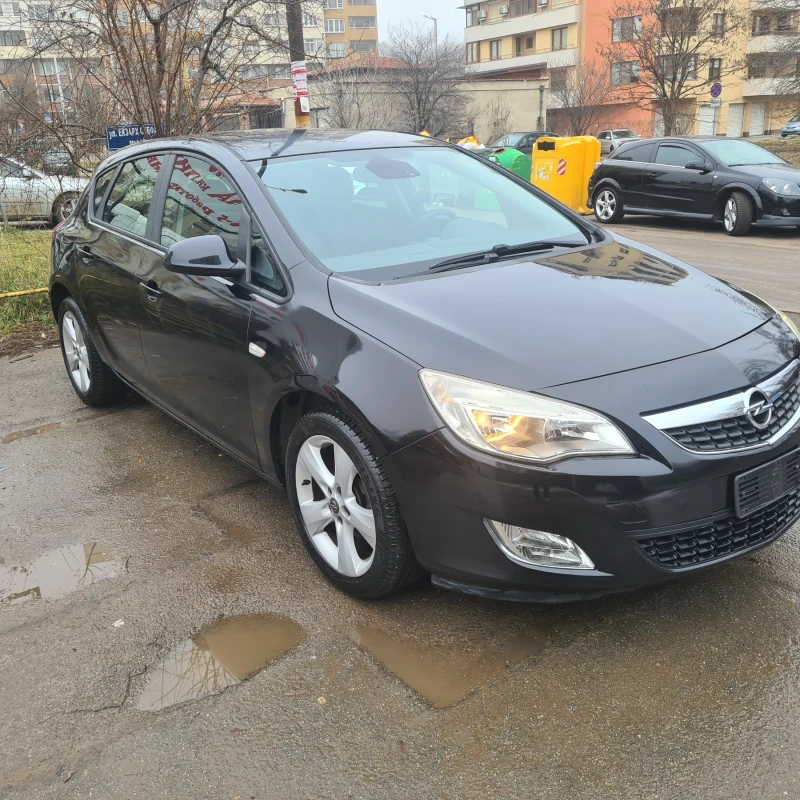 Opel Astra 1.4 i, снимка 3 - Автомобили и джипове - 48907789