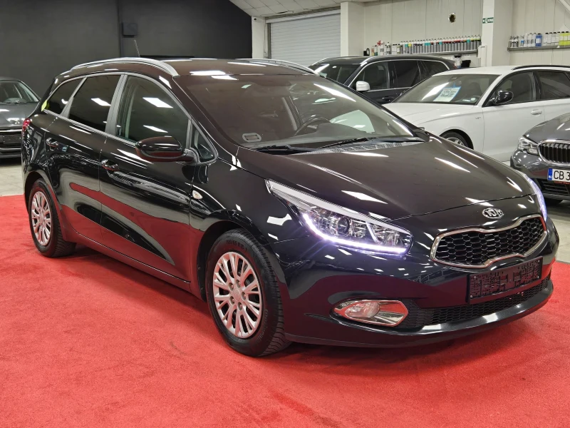 Kia Ceed 1.6CRDI 128кс / Камера / Обслужена, снимка 2 - Автомобили и джипове - 51050636