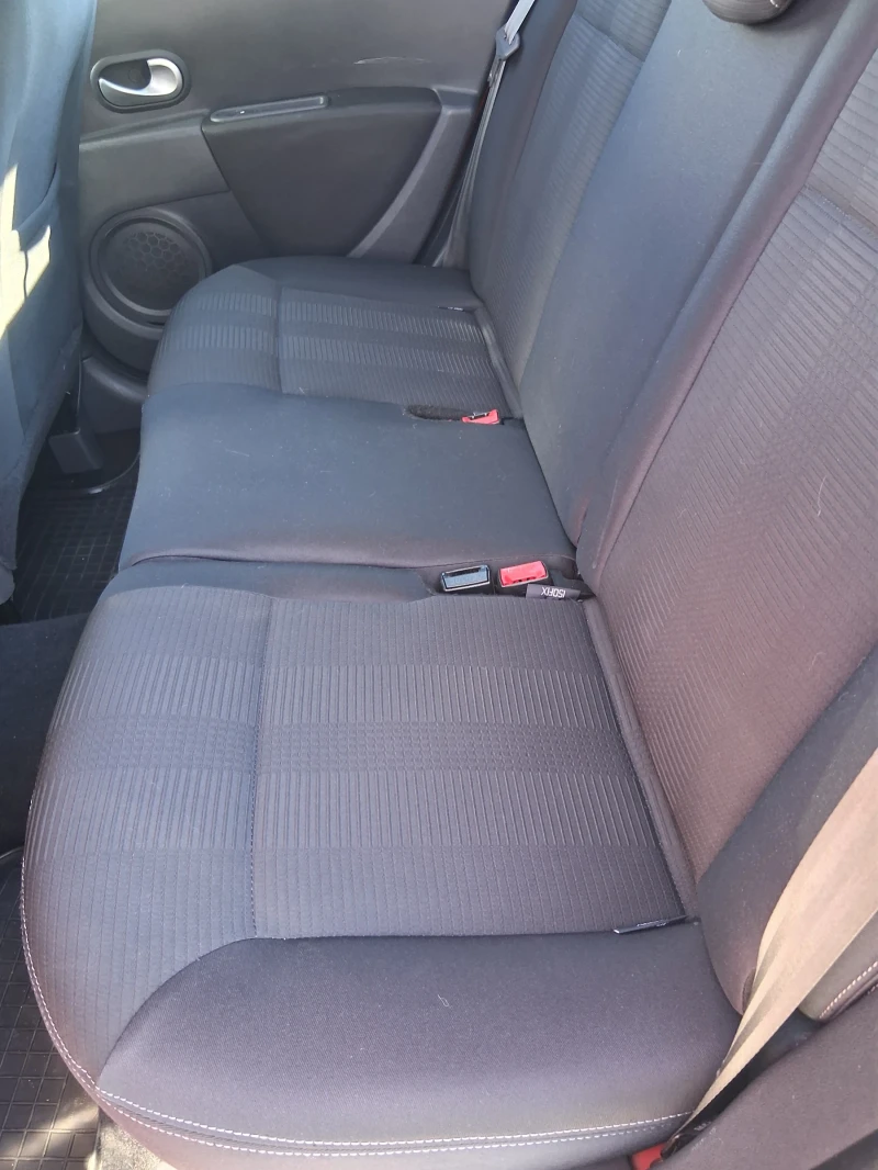 Renault Clio 1.2 Комби, снимка 12 - Автомобили и джипове - 52591968